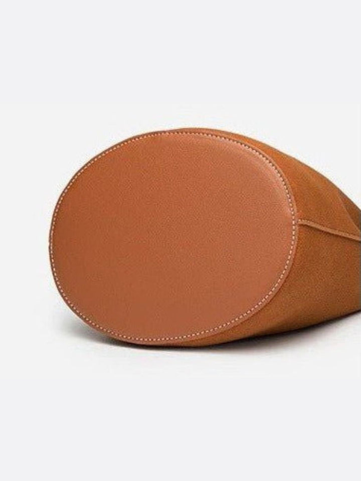 Sac seau cuir brossé